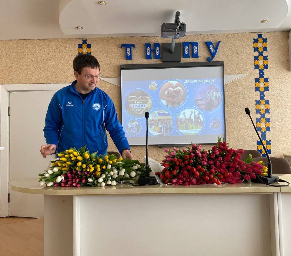 Ректор ТНПУ Богдан Буяк вітає з днем весни